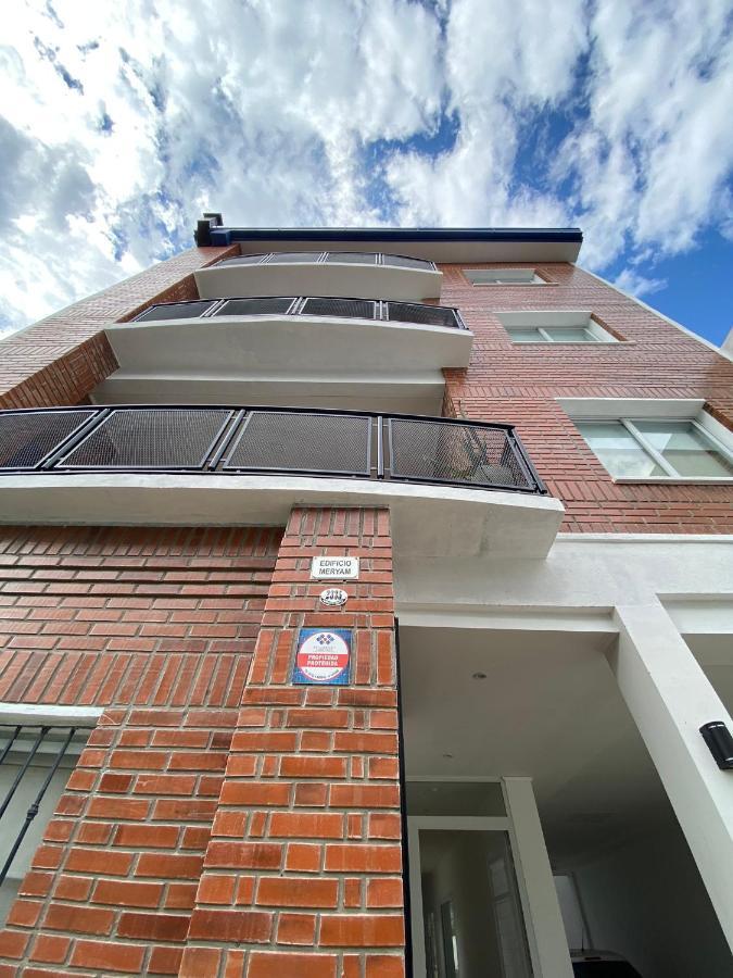 Amplio Y Calido Con Parrilla En El Balcon Apartment Posadas Exterior photo